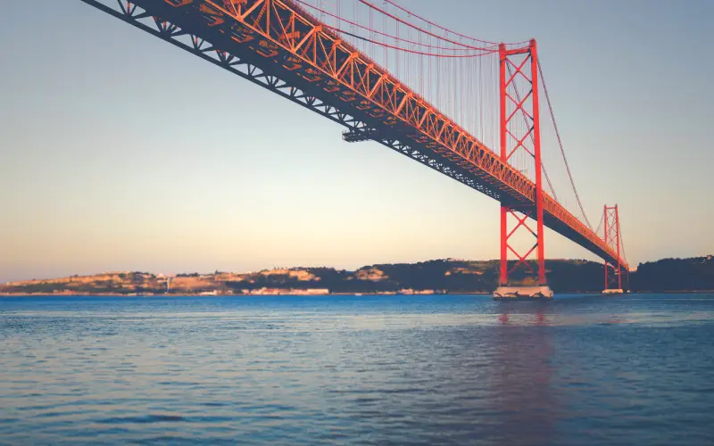 Die Ponte 25 de Abril in Lissabon