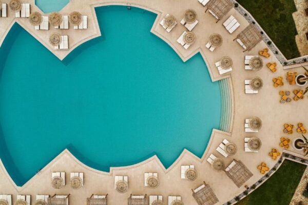 Bewertung des Mitsis Rinela Beach Resort & Spa - Pool von Oben